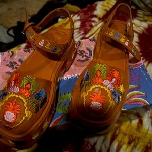 Farm Rio multicolor clog.